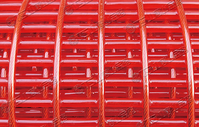 篩分設(shè)備選用聚氨酯篩網(wǎng)，高耐磨、壽命長